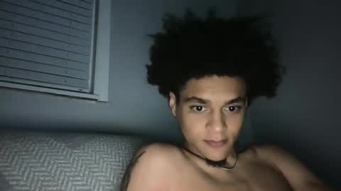 Snapshot of lightskinwithgirth chatting on April 2026 06:00:02 AM lightskinwithgirth online show from April 2026 06:00:02 AM