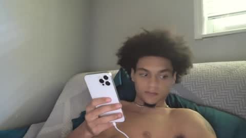 Snapshot of lightskinwithgirth chatting on April 2026 07:01:02 PM lightskinwithgirth online show from April 2026 07:01:02 PM