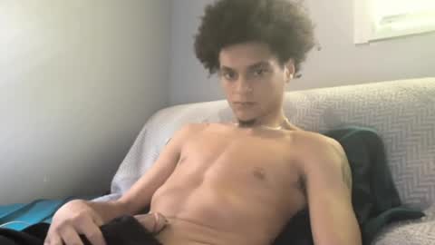 Snapshot of lightskinwithgirth chatting on April 2026 05:19:02 PM lightskinwithgirth online show from April 2026 05:19:02 PM