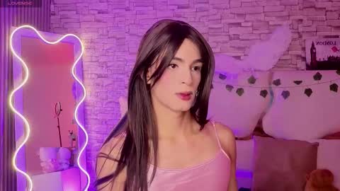 LIHIAN online show from February 2026 12:14:01 PM