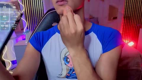 LIHIAN online show from March 2026 12:09:01 PM