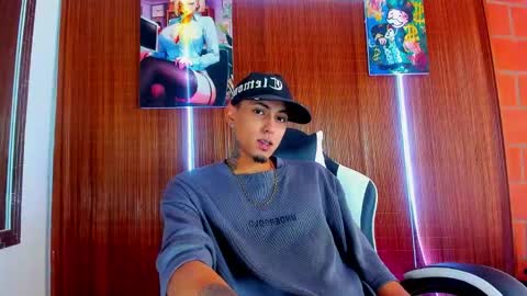 Snapshot of liiaam_lee_ chatting on February 2026 02:45:01 PM Daniel online show from February 2026 02:45:01 PM