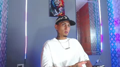 Snapshot of liiaam_lee_ chatting on April 2026 10:36:01 PM Daniel online show from April 2026 10:36:01 PM