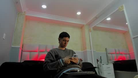 Snapshot of liiamhudson_ chatting on February 2025 04:31:01 AM L I I A M online show from February 2025 04:31:01 AM