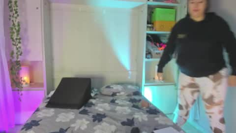         online show from February 2026 11:36:01 AM