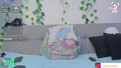 liiliith_1 online show from January 2026 06:27:01 AM