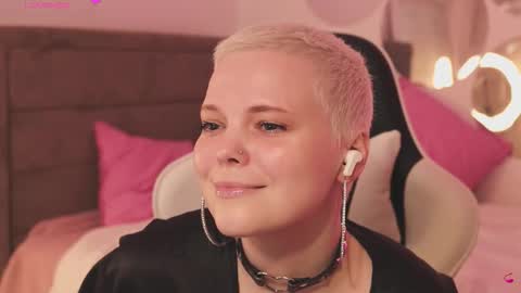 likaaberry online show from February 2026 02:23:01 PM