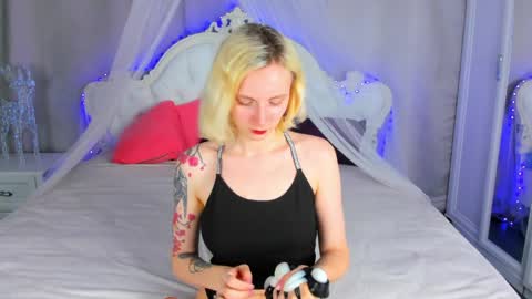 likilip online show from April 2026 08:08:01 AM