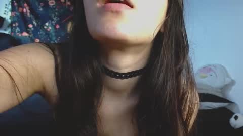 lil angel7 online show from October 2025 07:24:02 PM