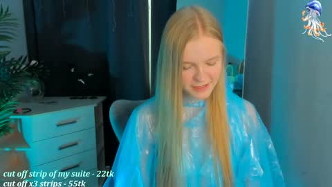 Snapshot of lil_cookie_monster chatting on April 2026 11:20:01 AM Erica online show from April 2026 11:20:01 AM