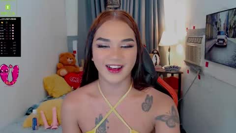 Snapshot of lil_fantacy chatting on December 2024 09:45:01 PM LILY online show from December 2024 09:45:01 PM