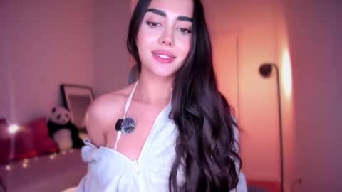 Gabriela online show from December 2025 07:44:01 PM