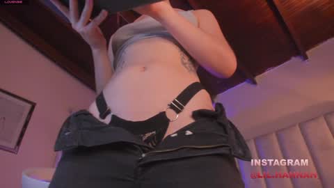 Snapshot of lil_hanna18 chatting on December 2024 11:44:01 AM Hanna online show from December 2024 11:44:01 AM