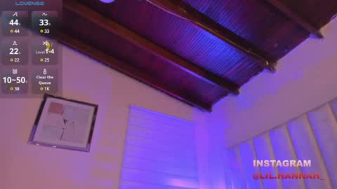 Snapshot of lil_hanna18 chatting on January 2025 10:43:01 AM Hanna online show from January 2025 10:43:01 AM