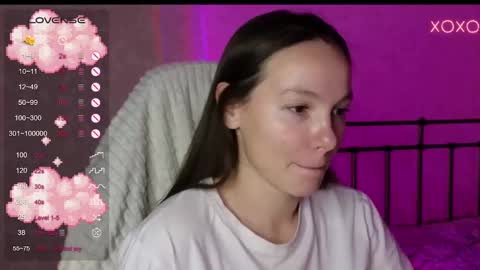 little moon online show from December 2024 07:43:02 PM