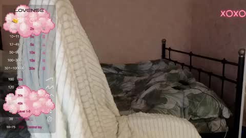 little moon online show from January 2025 01:00:01 PM