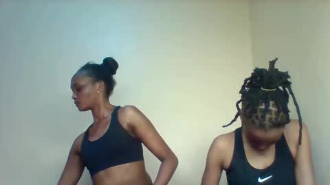 Lil miss online show from November 2025 02:17:01 PM