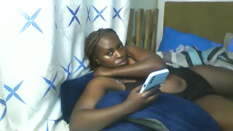 Snapshot of lil_wamboi chatting on May 2026 08:18:02 PM lil_wamboi online show from May 2026 08:18:02 PM