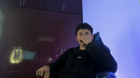 Lil Yei online show from April 2026 09:05:02 PM