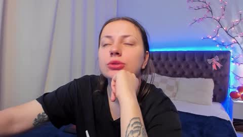 LilaVame online show from November 2025 10:41:02 PM