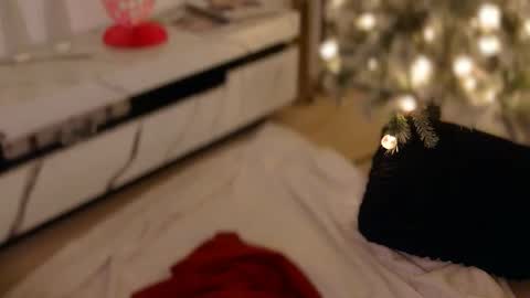 Rebecca online show from December 2025 10:50:01 PM