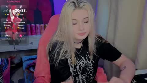 Snapshot of lilhornyprincess chatting on April 2026 10:53:02 AM Nika and Lori online show from April 2026 10:53:02 AM