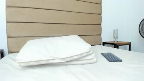 LILIAN  online show from March 2025 09:59:02 PM