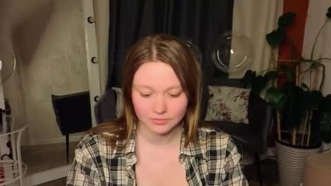 Lilian online show from February 2026 02:50:02 PM