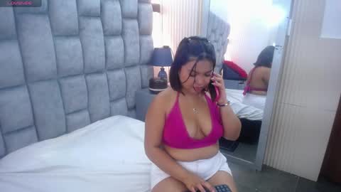 Snapshot of liliana_pink chatting on April 2026 01:03:01 AM liliana online show from April 2026 01:03:01 AM
