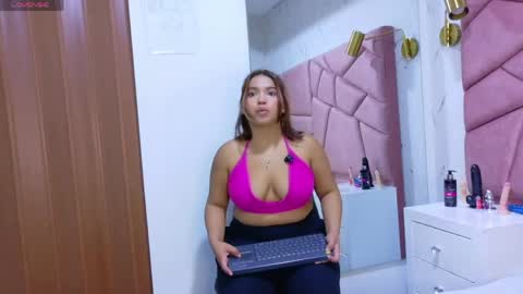 Snapshot of liliana_pink chatting on May 2026 08:26:02 PM liliana online show from May 2026 08:26:02 PM