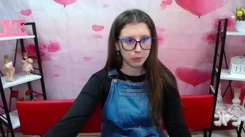 lilianashine online show from February 2026 11:52:01 AM