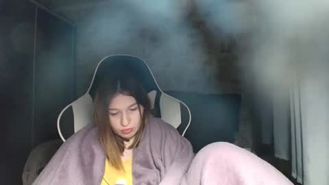 liliawoolf online show from November 2025 05:33:01 AM