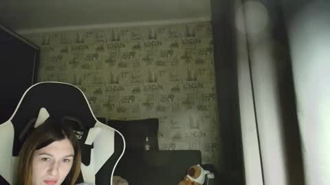 liliawoolf online show from February 2026 06:56:01 PM