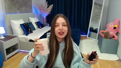 Lili Bakery online show from February 2025 03:45:01 AM