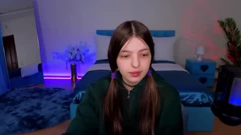 Lili Bakery online show from April 2026 02:17:02 AM