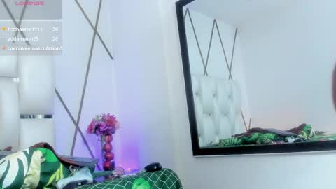Snapshot of lilicameron_ chatting on April 2026 11:52:02 PM LIli cameron online show from April 2026 11:52:02 PM