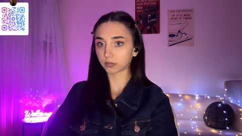 Lina online show from March 2026 01:22:02 AM