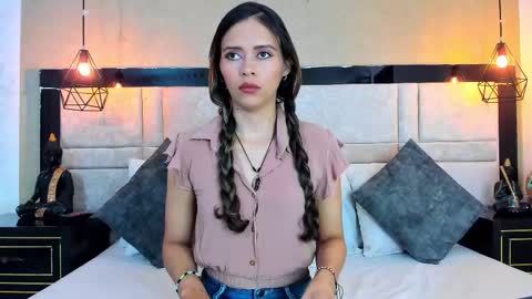 LilyJensen online show from November 2025 08:14:01 PM