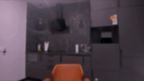 Snapshot of lililaluna chatting on December 2024 01:17:01 PM ... online show from December 2024 01:17:01 PM