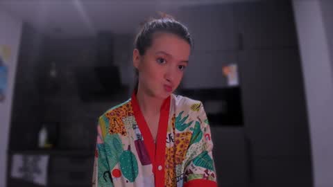 Snapshot of lililaluna chatting on January 2025 01:51:01 PM ... online show from January 2025 01:51:01 PM