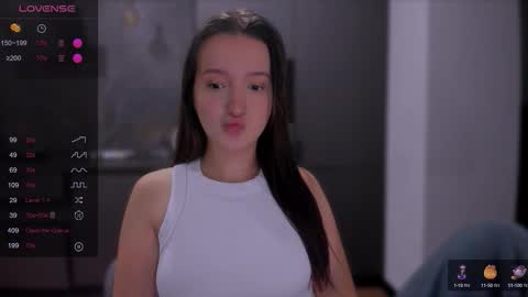 Snapshot of lililaluna chatting on October 2025 06:52:01 PM ... online show from October 2025 06:52:01 PM