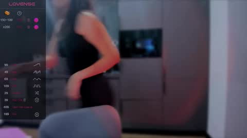             ...  online show from November 2025 04:40:01 PM