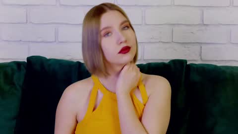 LiliLinn online show from January 2025 05:09:01 AM