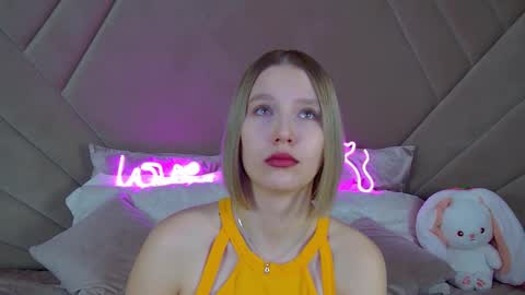 LiliLinn online show from March 2025 04:54:02 AM