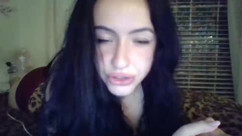 lililuvsy0u online show from May 2026 04:40:02 AM