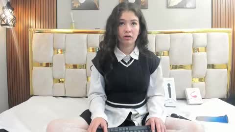 Snapshot of lilimini032 chatting on May 2026 08:39:01 PM lilimini online show from May 2026 08:39:01 PM