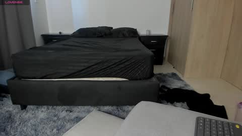 lilirouse online show from January 2025 06:49:01 PM