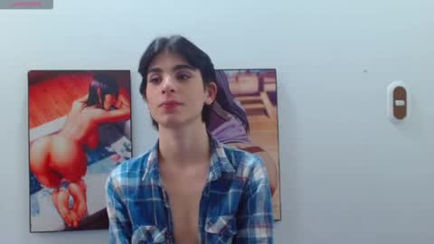 lilit233 online show from January 2026 06:42:02 PM