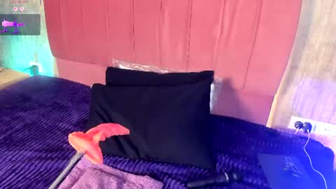 Lilith  online show from July 2026 05:14:02 AM