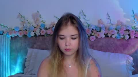 Lilith Bonheur online show from March 2026 08:12:01 PM